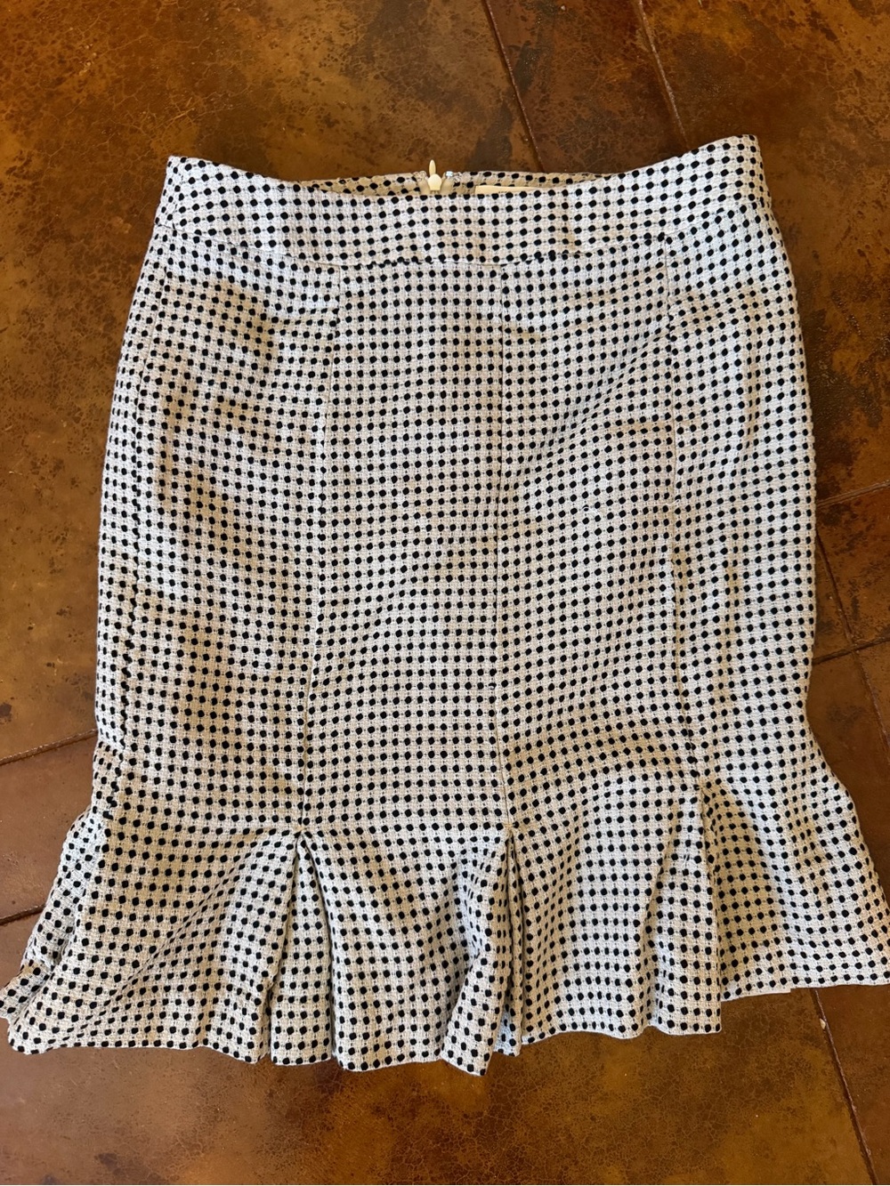 The Loft.  Black and White Dot Ruffle Hem Women's Skirt